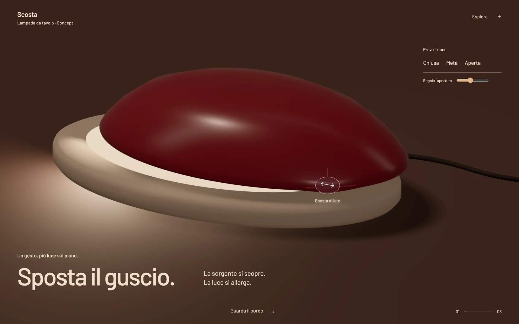 The opening screen of the Scosta website: the lamp with its red shell half open over the pale base, an Italian headline meaning “Move the shell.” and the original controls for adjusting the opening.